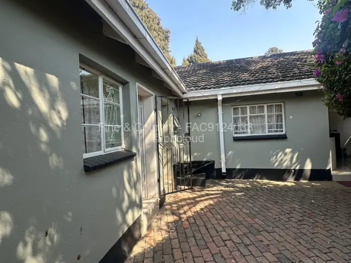 Office to Rent in Highlands, Harare
