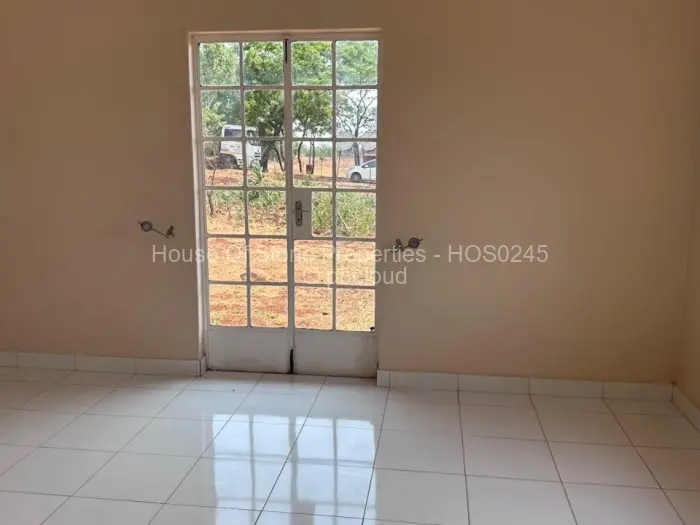 3 Bedroom House to Rent in Glen Forest, Harare