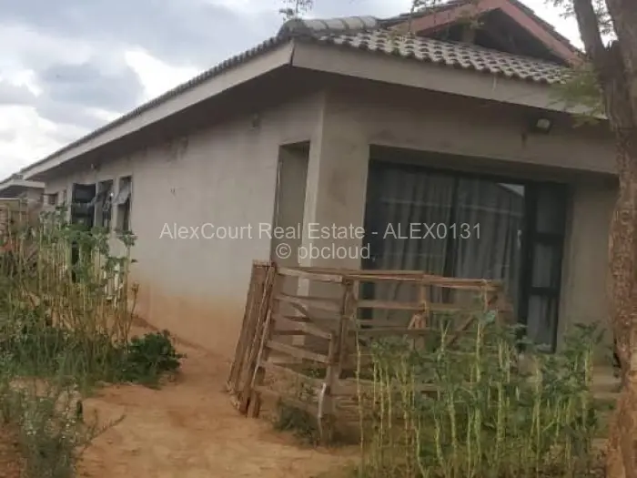 4 Bedroom House for Sale in Glaudina, Harare