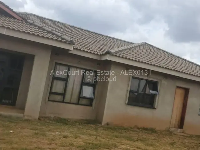 4 Bedroom House for Sale in Glaudina, Harare