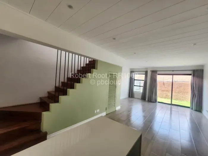 Flat/Apartment to Rent in Newlands, Harare