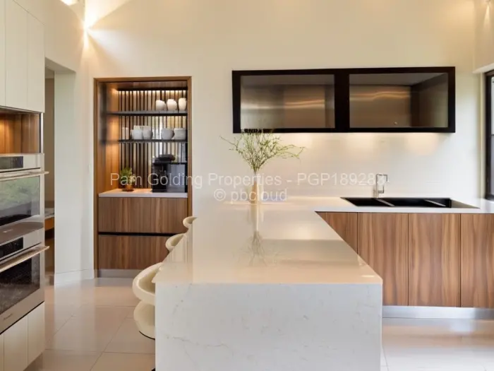 Townhouse/Cluster for Sale in Mount Pleasant, Harare