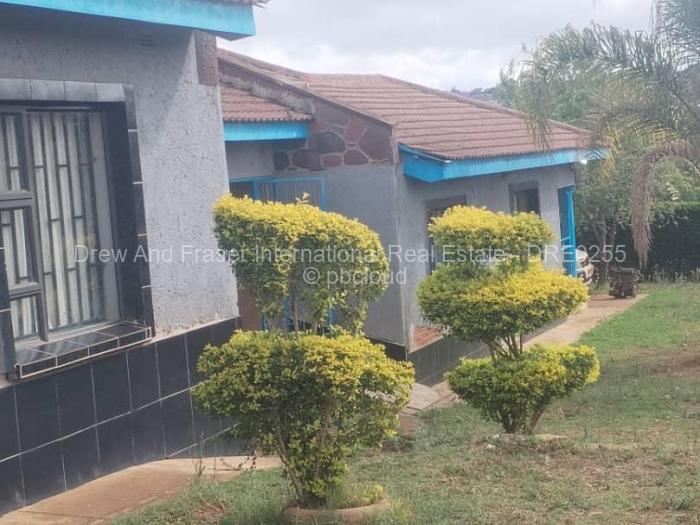 4 Bedroom House for Sale in Chipinge, Chipinge