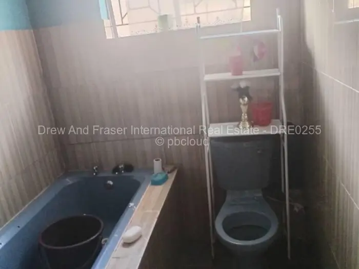 4 Bedroom House for Sale in Chipinge, Chipinge