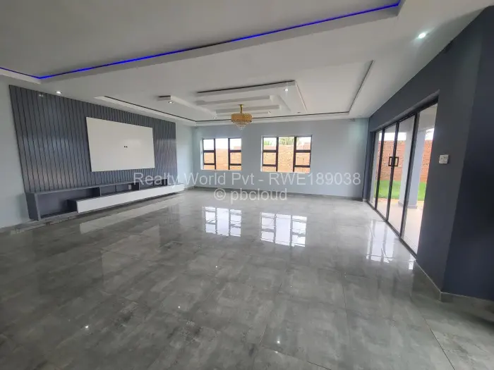 5 Bedroom House for Sale in Mount Pleasant Heights, Harare