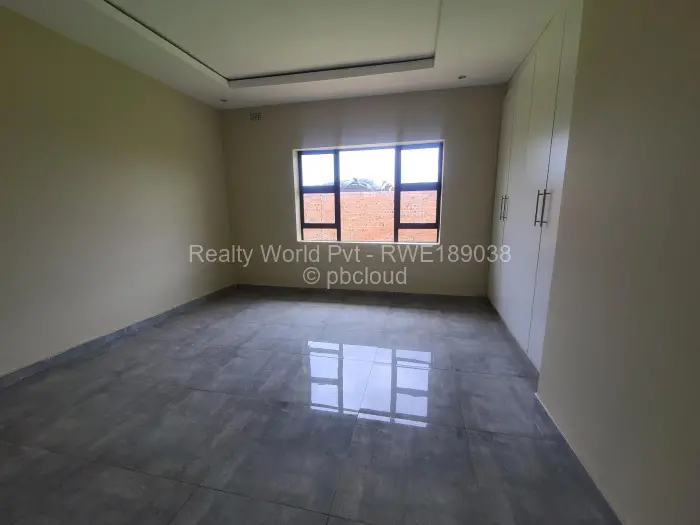 5 Bedroom House for Sale in Mount Pleasant Heights, Harare