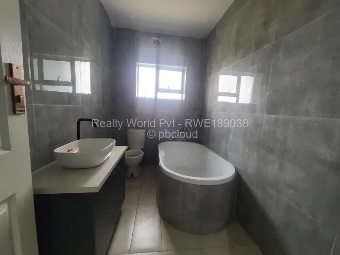 5 Bedroom House for Sale in Mount Pleasant Heights, Harare