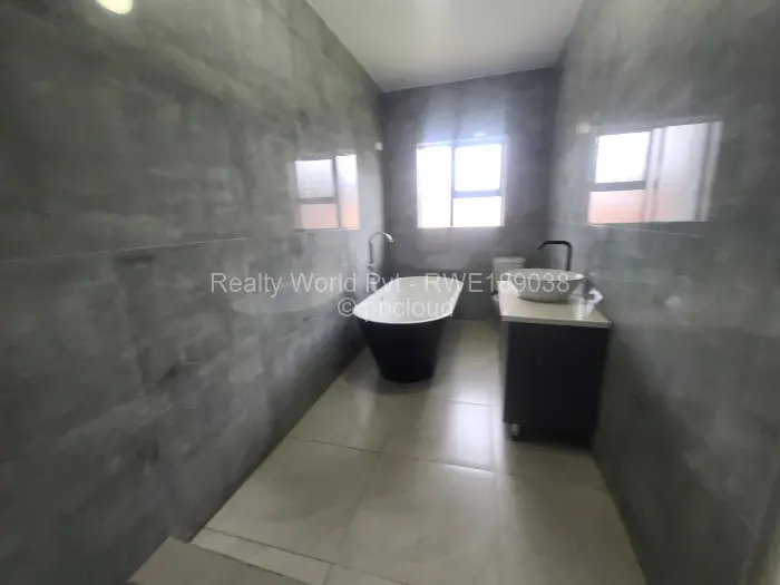 5 Bedroom House for Sale in Mount Pleasant Heights, Harare