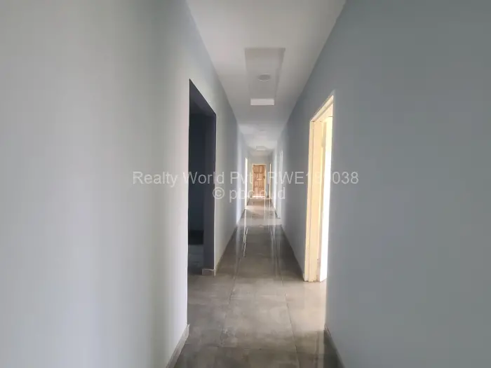 5 Bedroom House for Sale in Mount Pleasant Heights, Harare