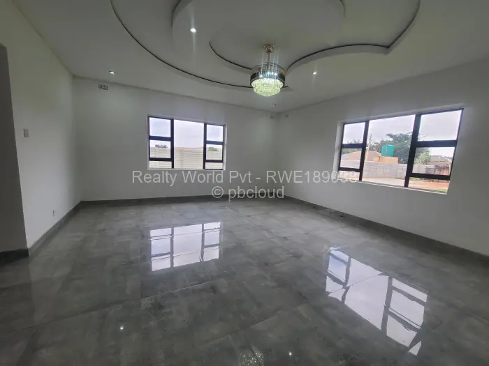 5 Bedroom House for Sale in Mount Pleasant Heights, Harare