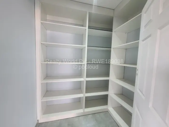 5 Bedroom House for Sale in Mount Pleasant Heights, Harare