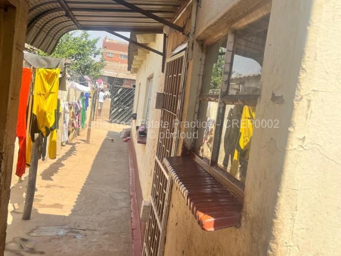 3 Bedroom House for Sale in Glen View, Harare