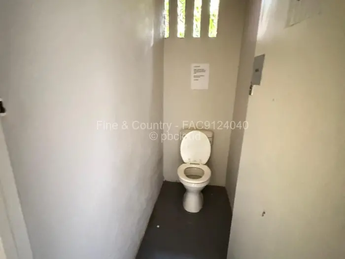 Warehouse/Industrial to Rent in Ruwa, Ruwa