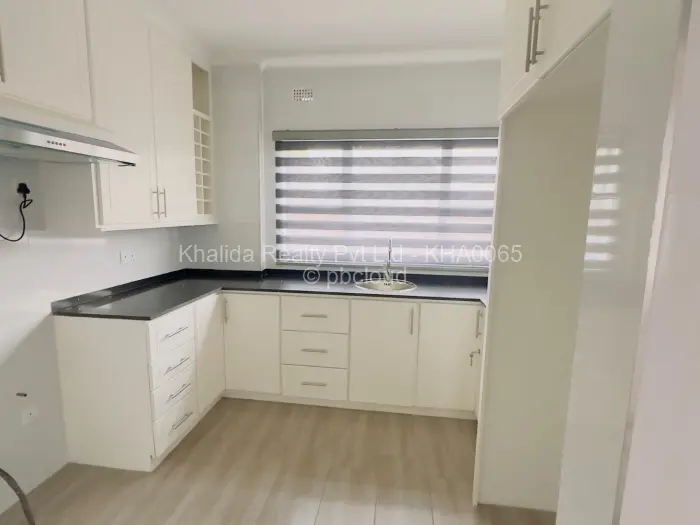 Townhouse/Cluster to Rent in Greendale North, Harare