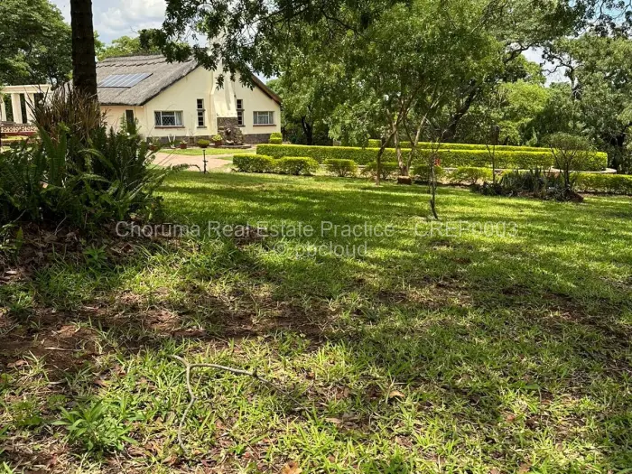 Farm/Plot for Sale in Lake Chivero, Lake Chivero