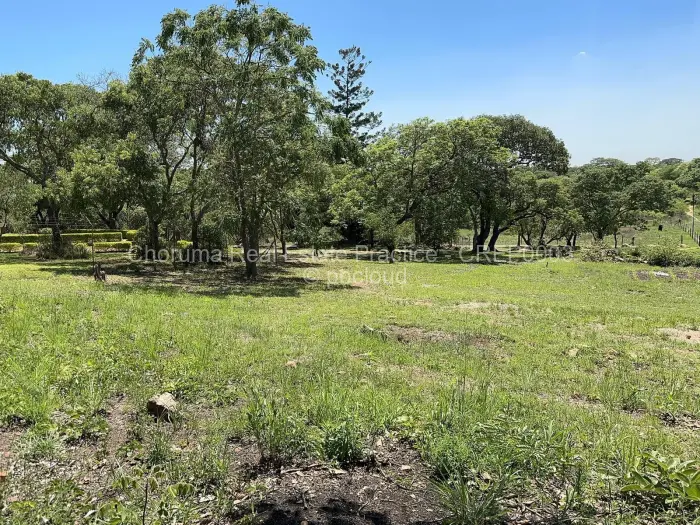 Farm/Plot for Sale in Lake Chivero, Lake Chivero