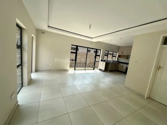 Townhouse/Cluster to Rent in Marlborough, Harare