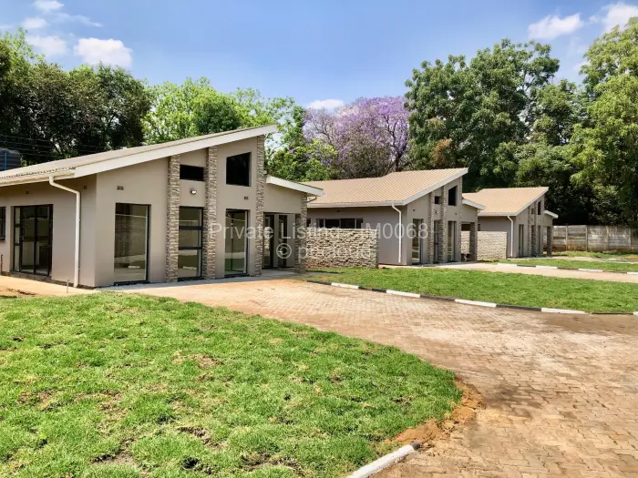 Townhouse/Cluster to Rent in Marlborough, Harare