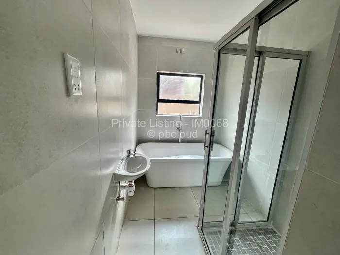 Townhouse/Cluster to Rent in Marlborough, Harare