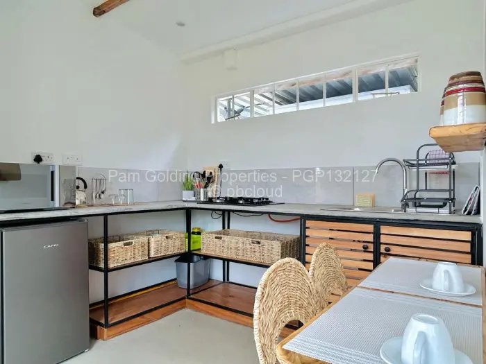 1 Bedroom Cottage/Garden Flat to Rent in Borrowdale West, Harare