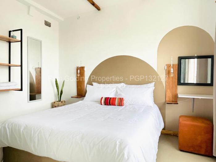 1 Bedroom Cottage/Garden Flat to Rent in Borrowdale West, Harare