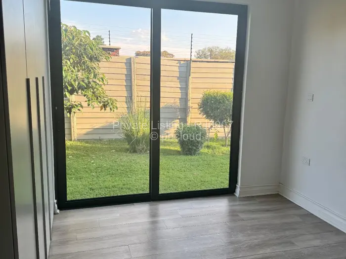 Flat/Apartment to Rent in Borrowdale West, Harare