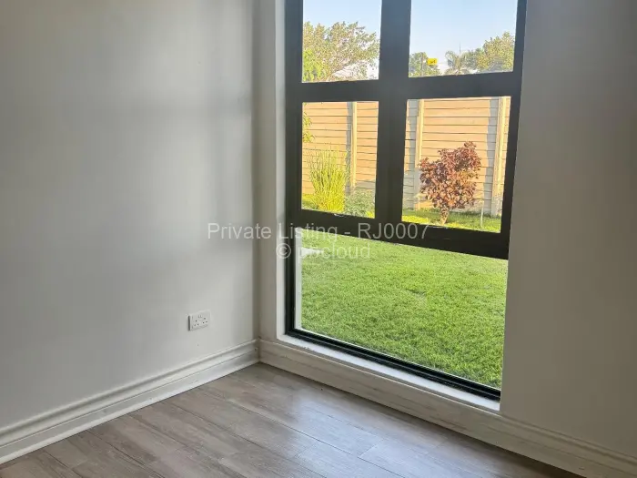 Flat/Apartment to Rent in Borrowdale West, Harare