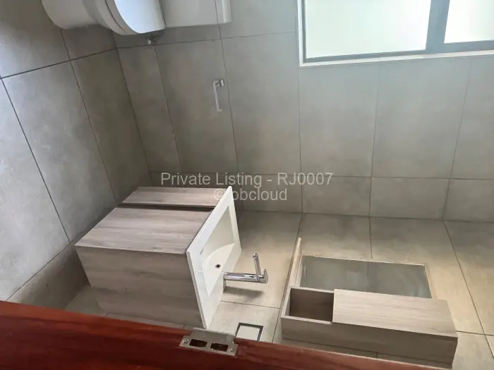 Flat/Apartment to Rent in Borrowdale West, Harare