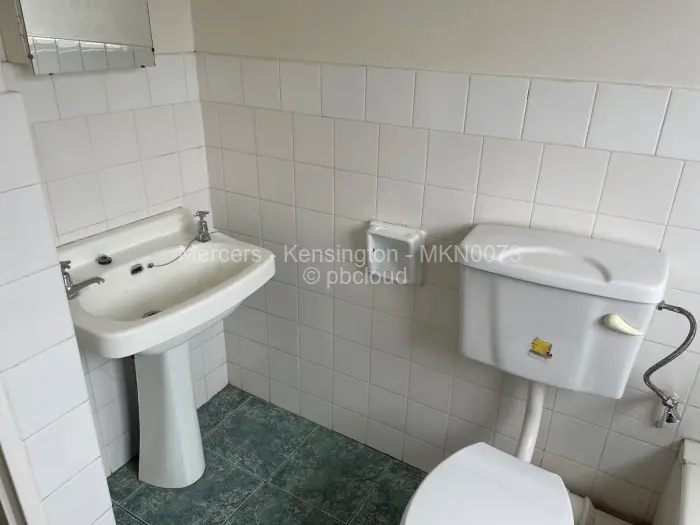 3 Bedroom Cottage/Garden Flat for Sale in Strathaven, Harare