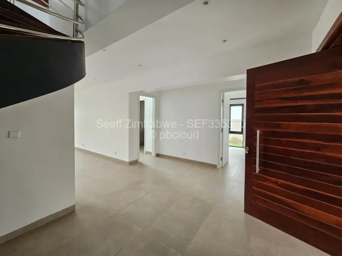 Townhouse/Cluster to Rent in Borrowdale West, Harare