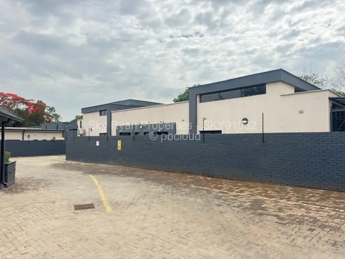 Townhouse/Cluster for Sale in Mount Pleasant, Harare