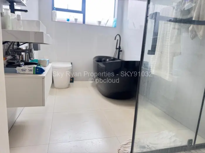 Townhouse/Cluster for Sale in Mount Pleasant, Harare