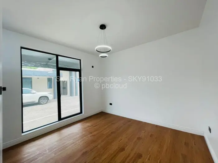 Townhouse/Cluster for Sale in Mount Pleasant, Harare