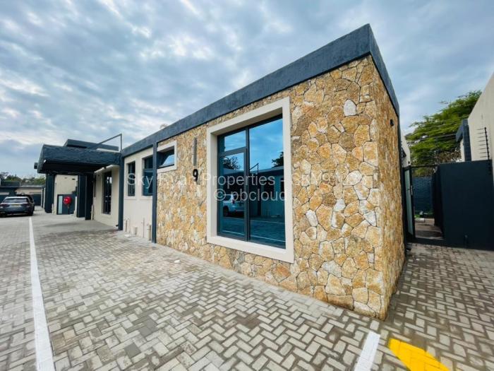 Townhouse/Cluster for Sale in Mount Pleasant, Harare