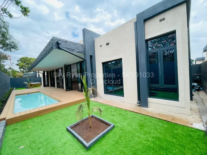 Townhouse/Cluster for Sale in Mount Pleasant, Harare