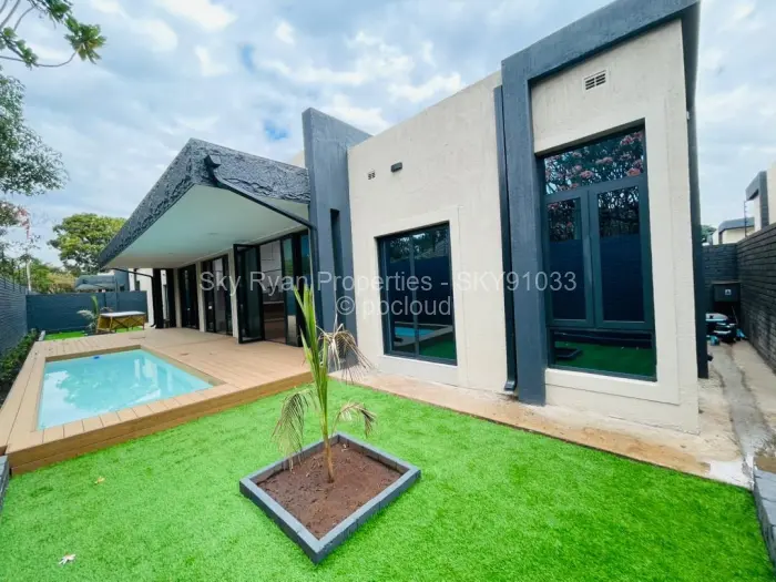 Townhouse/Cluster for Sale in Mount Pleasant, Harare