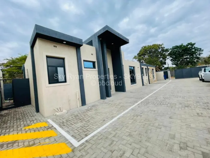 Townhouse/Cluster for Sale in Mount Pleasant, Harare