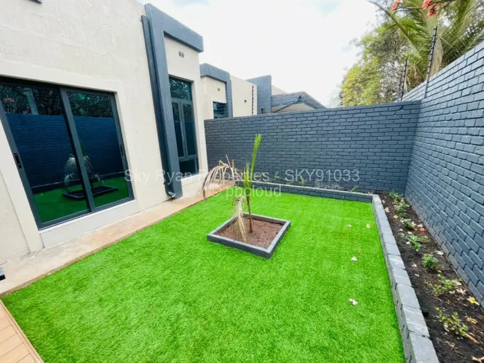 Townhouse/Cluster for Sale in Mount Pleasant, Harare