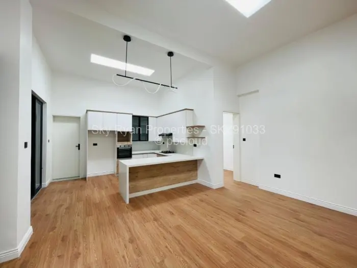 Townhouse/Cluster for Sale in Mount Pleasant, Harare