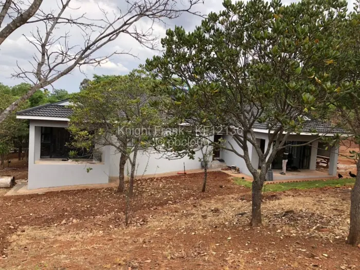 5 Bedroom House for Sale in Shawasha Hills, Harare