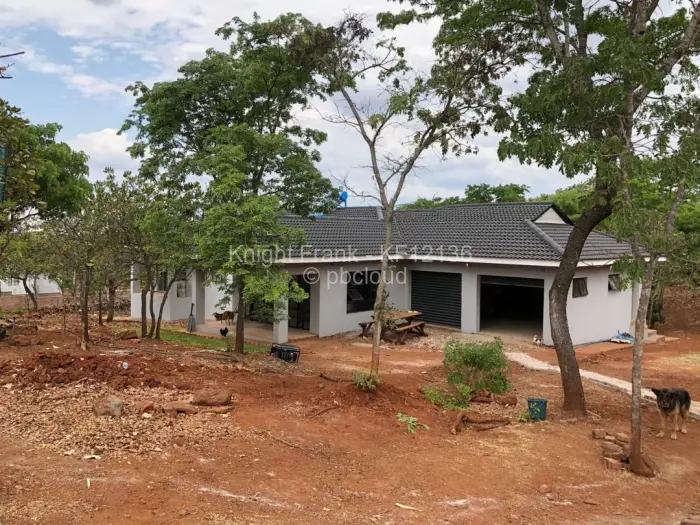 5 Bedroom House for Sale in Shawasha Hills, Harare