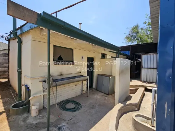 Warehouse/Industrial for Sale in Donnington, Bulawayo