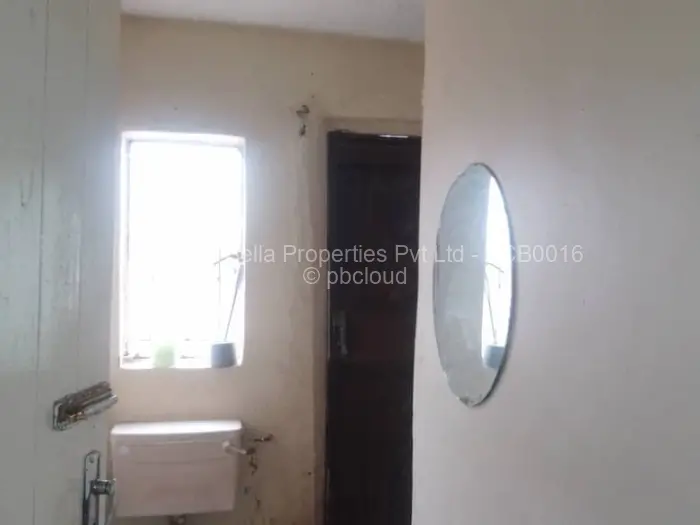 4 Bedroom House for Sale in Kuwadzana, Harare