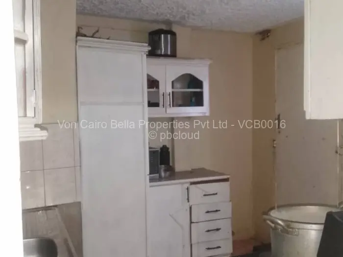 4 Bedroom House for Sale in Kuwadzana, Harare