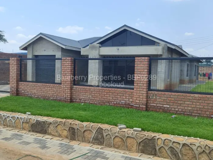 4 Bedroom House for Sale in Falcon Park, Harare