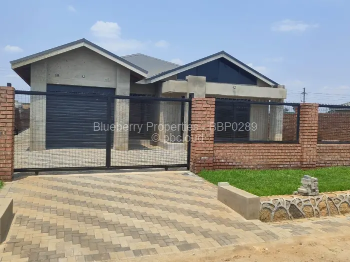 4 Bedroom House for Sale in Falcon Park, Harare