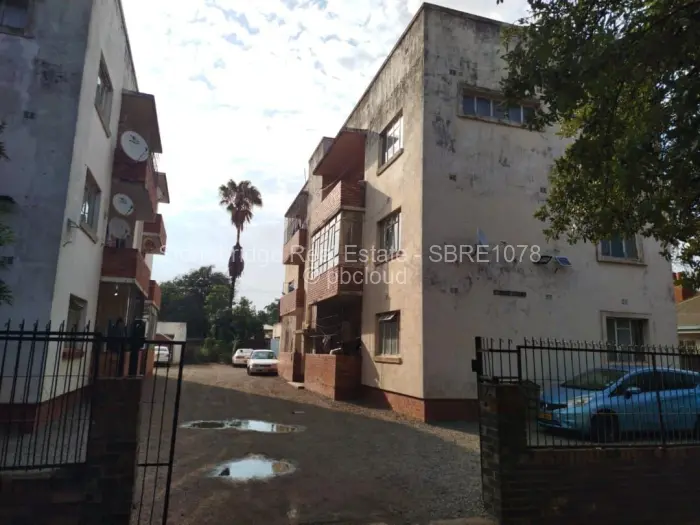 Flat/Apartment for Sale in Bulawayo City Centre, Bulawayo