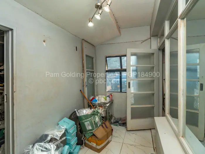 Retail/Shop for Sale in Avenues, Harare