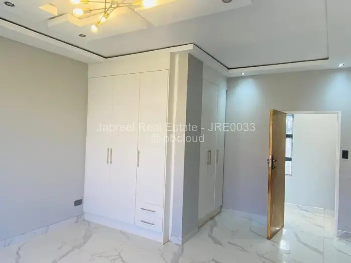 5 Bedroom House for Sale in Mount Pleasant Heights, Harare