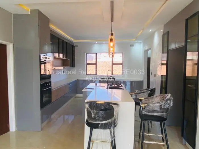 5 Bedroom House for Sale in Mount Pleasant Heights, Harare